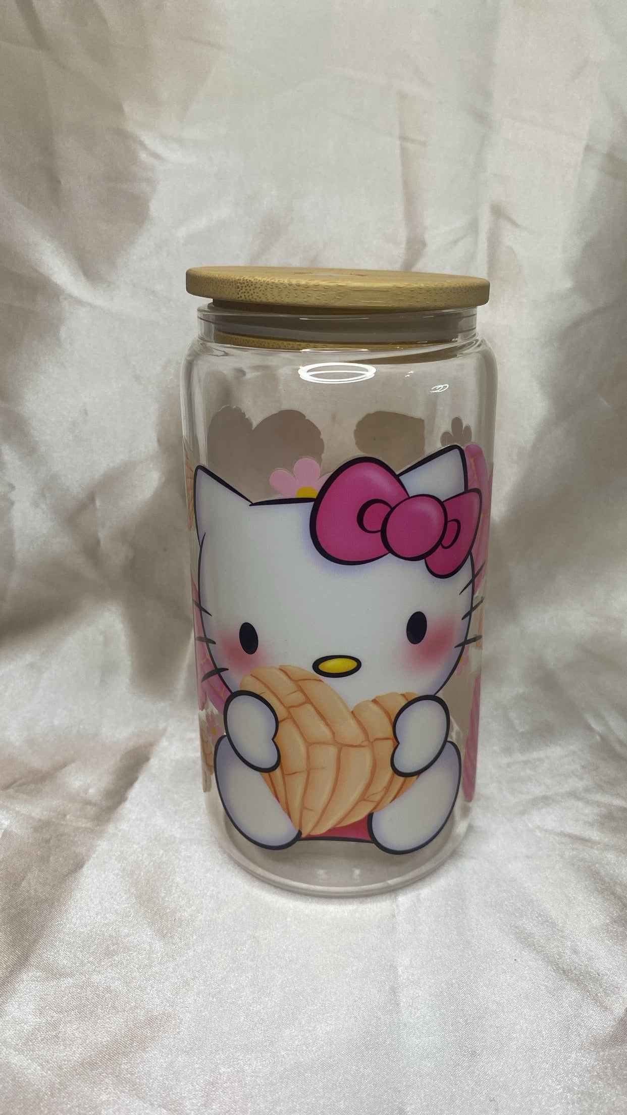 Hello kitty concha