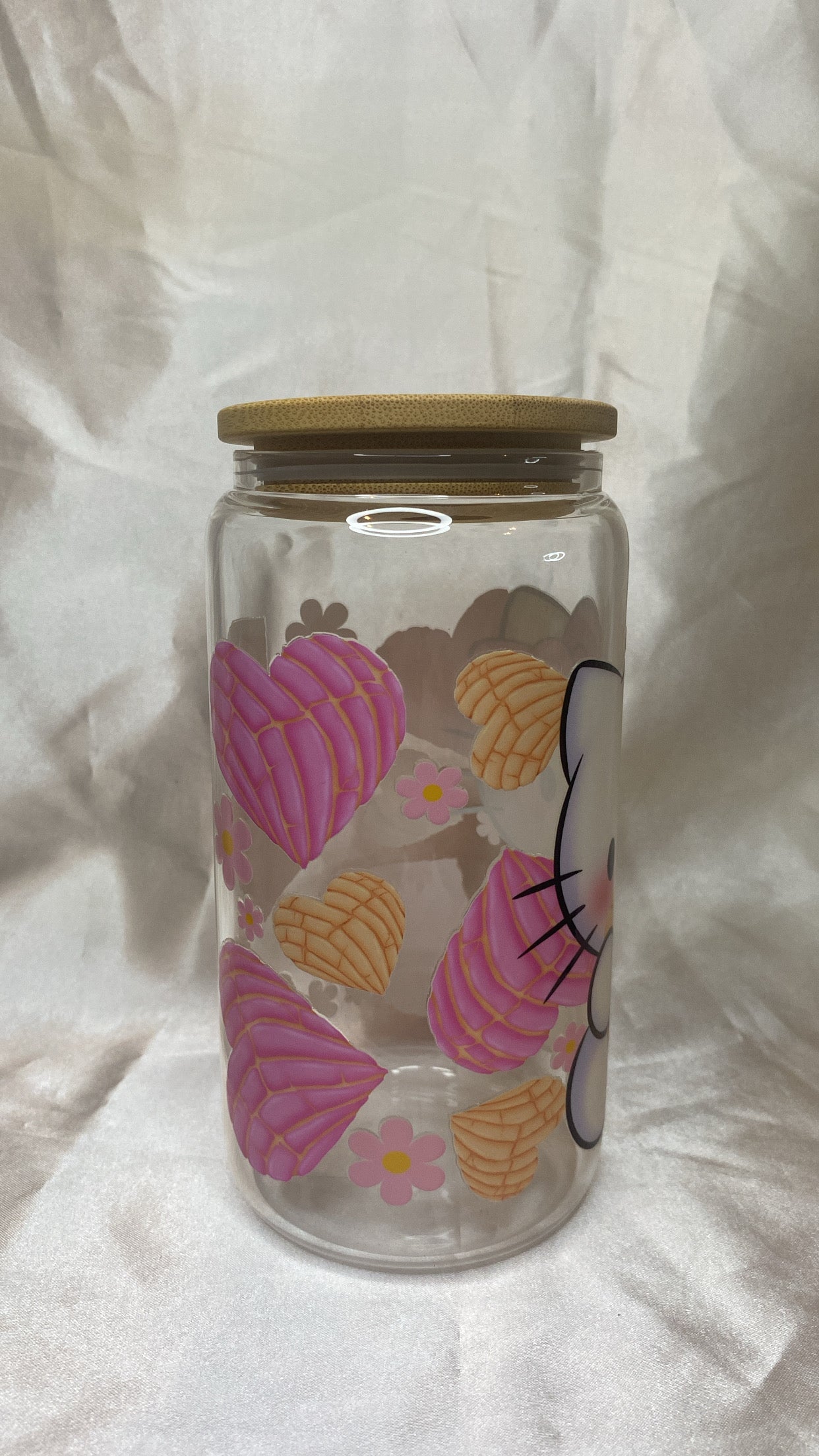 Hello kitty concha